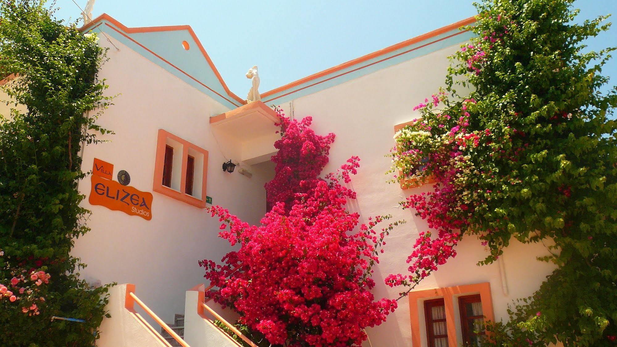 Villa Elizea スタロス エクステリア 写真